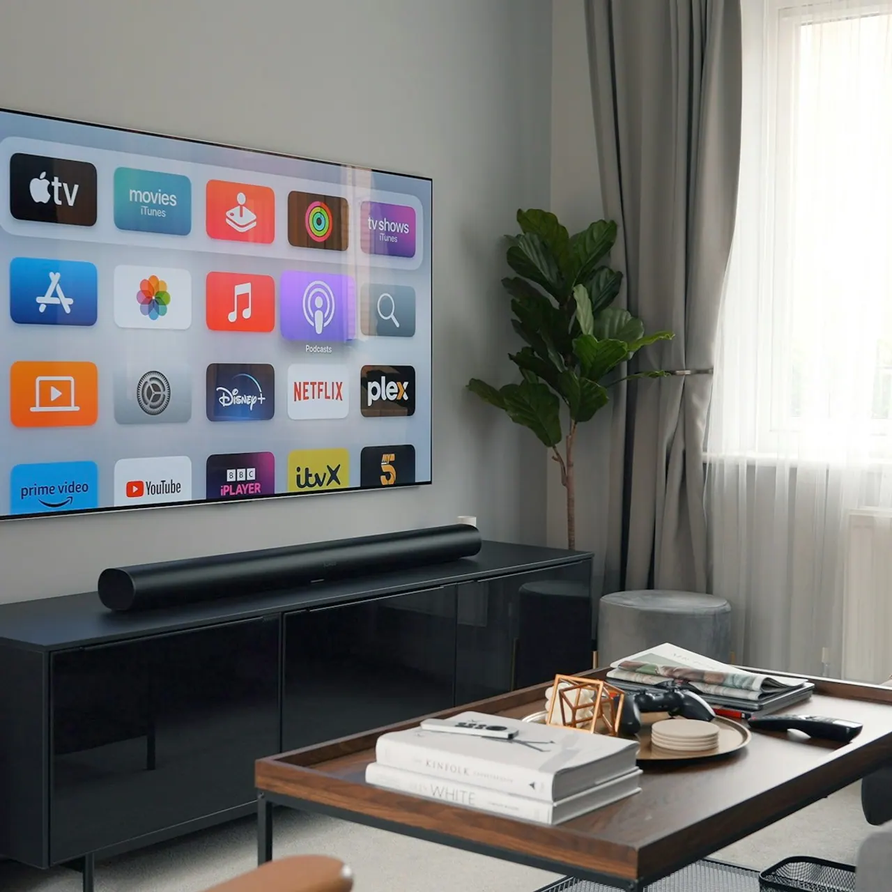 QLED 4K Smart TV